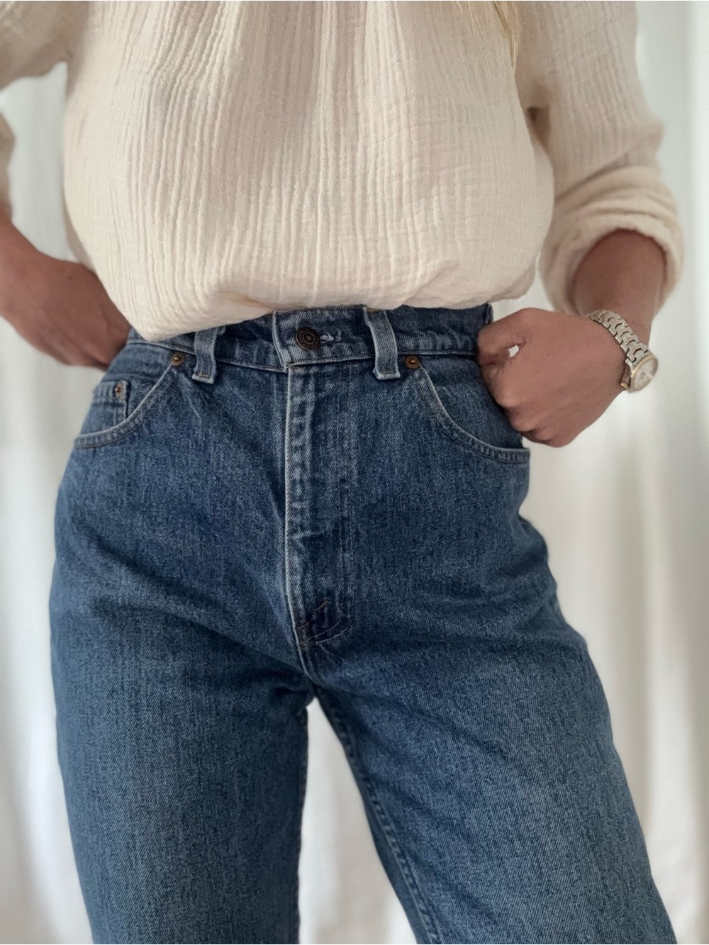 Vintage 1990s Levi’s 531 mid blue faded dark wash high rise tapered leg - Picture 11 of 13